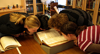 book-sniffing-at-Bowdoin-College